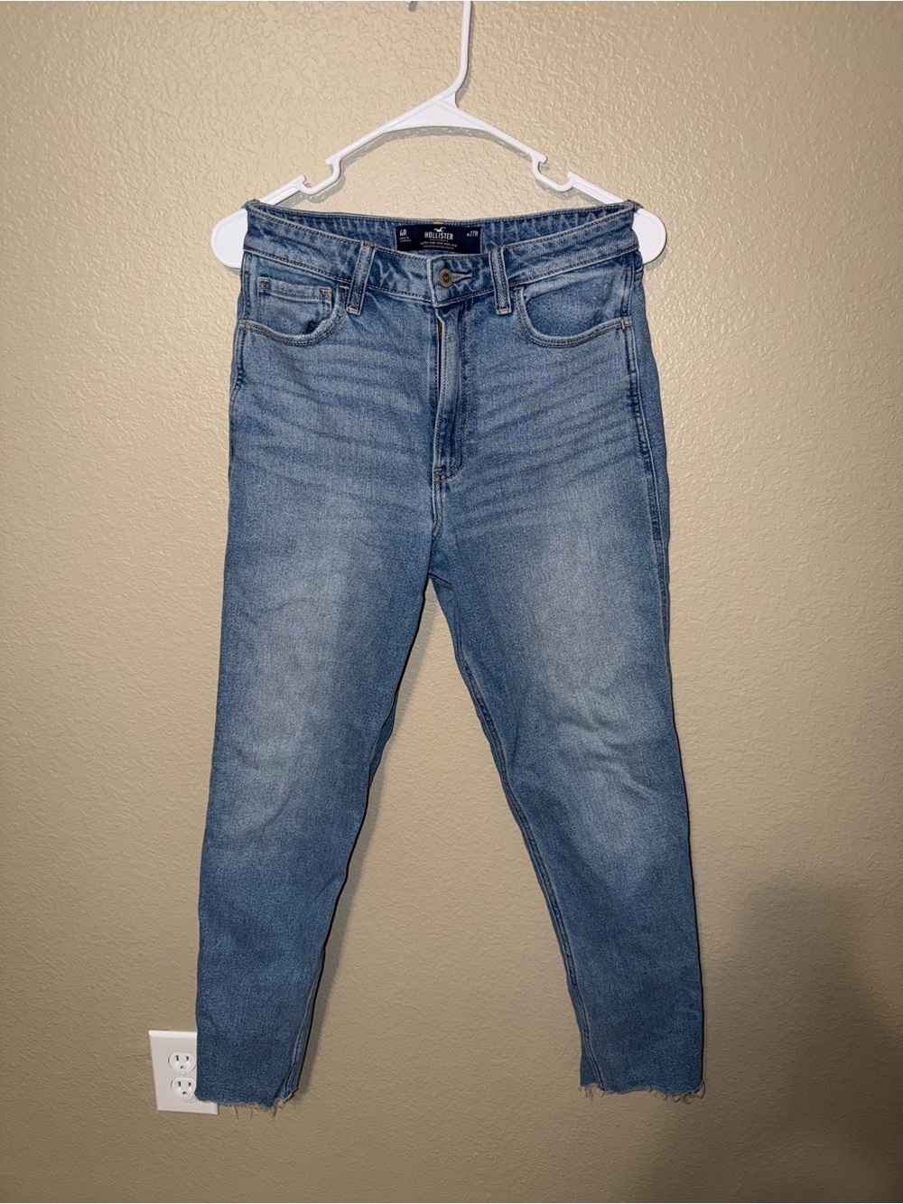 Hollister Women’s Faded Light Blue Skinny Jeans